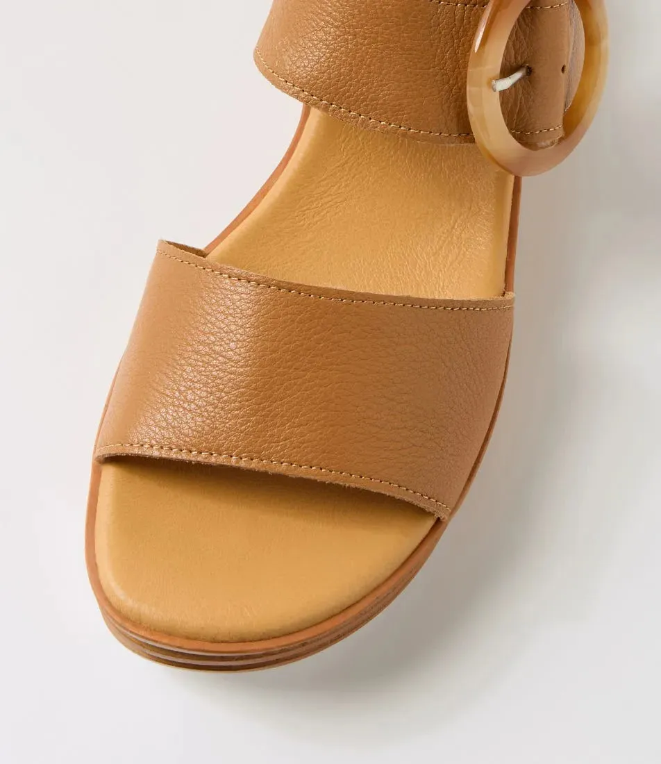 Django & Juliette 'Cubbie Sandal' - Dark Tan