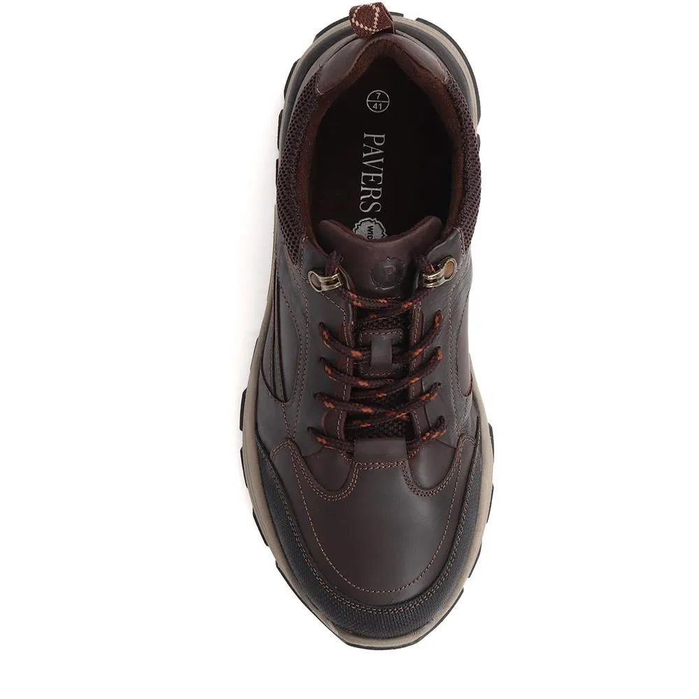 Leather Lace Up Trainers - RNB38013 / 324 273