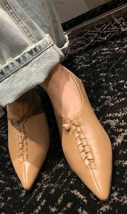 Whipstich Laced Flat